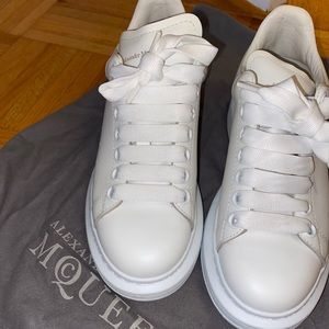 ALEXANDER MCQUEEN PLATFORMS - all white